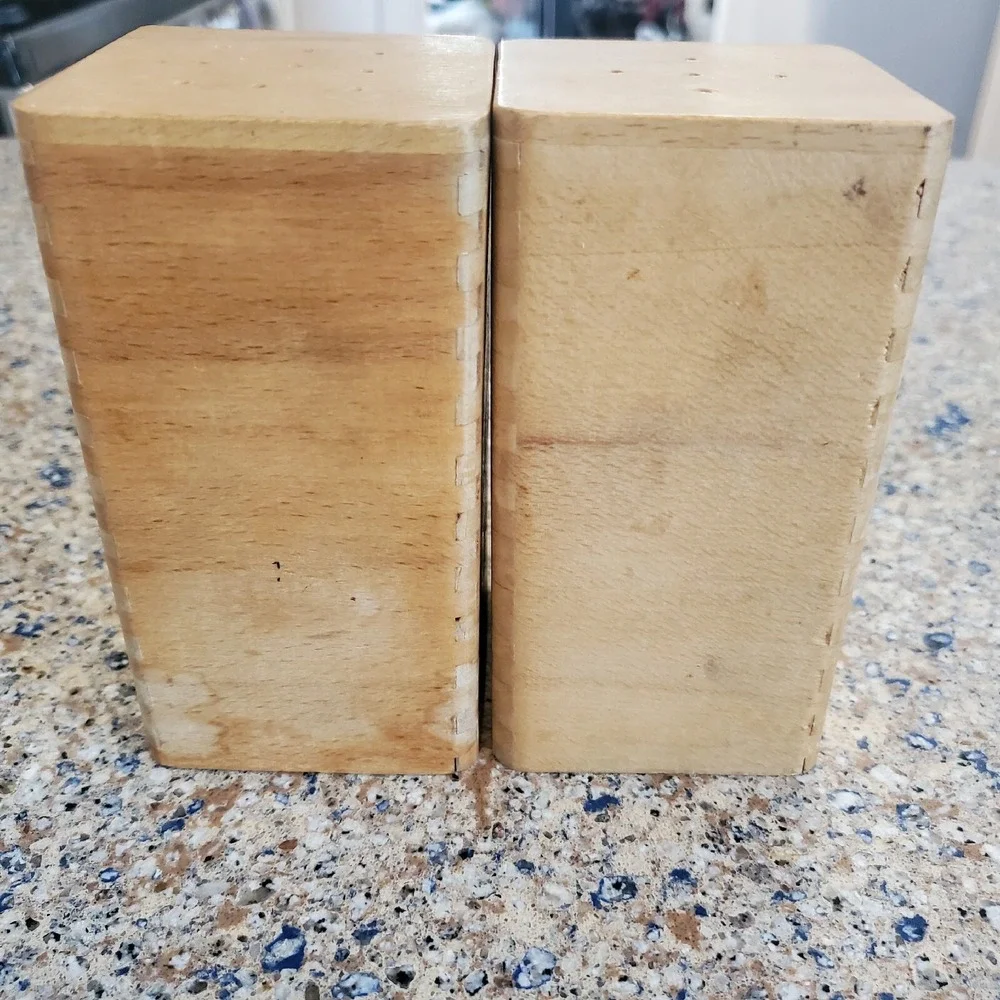 VTG Mid Century Large Wood Block Hand Painted‎ Salt Pepper Shakers Set Japan 5x3